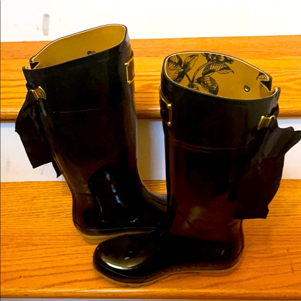 🎀NWT- Joules Black Rainboots size 6 New